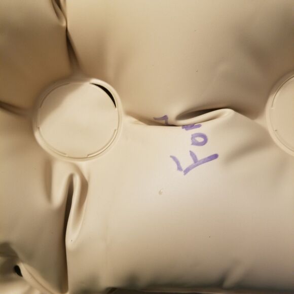 Ehob waffle mattress expansion control overlay with pump 76" x 34" x3" - Picture 5 of 11